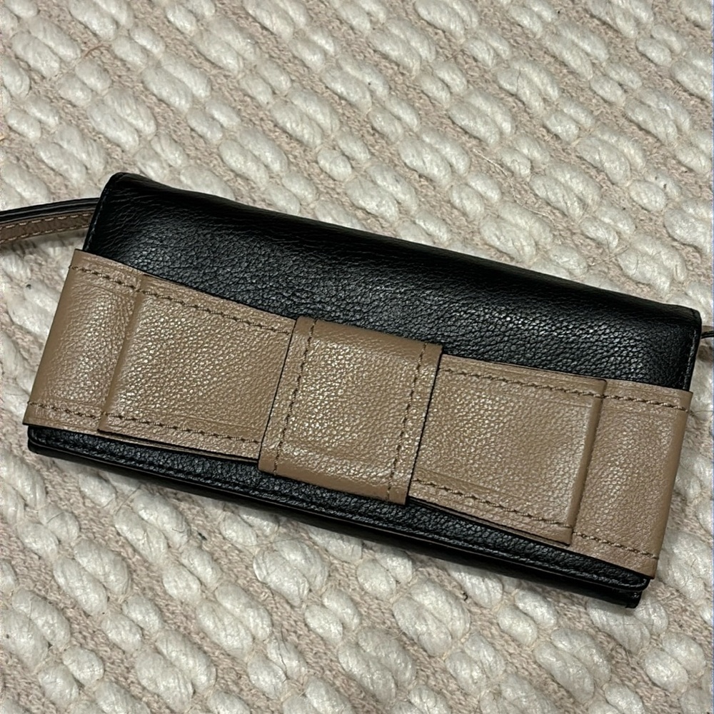 Kate Spade Bow Wristlet